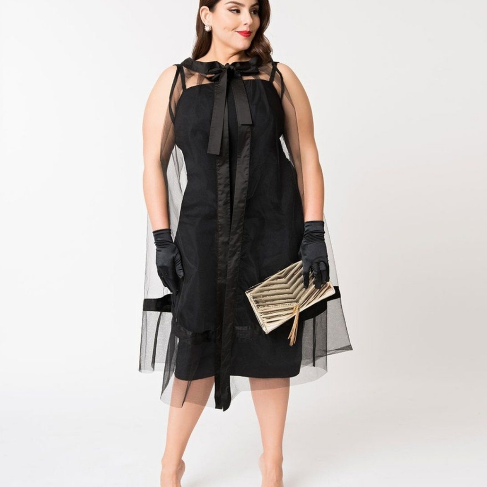 Sold!🖤Rare Unique vintage barbie magic sheath dress🖤 - Picture 1 of 10